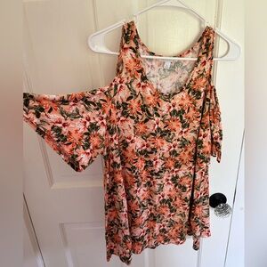Beautiful Women's Tropical Blouse